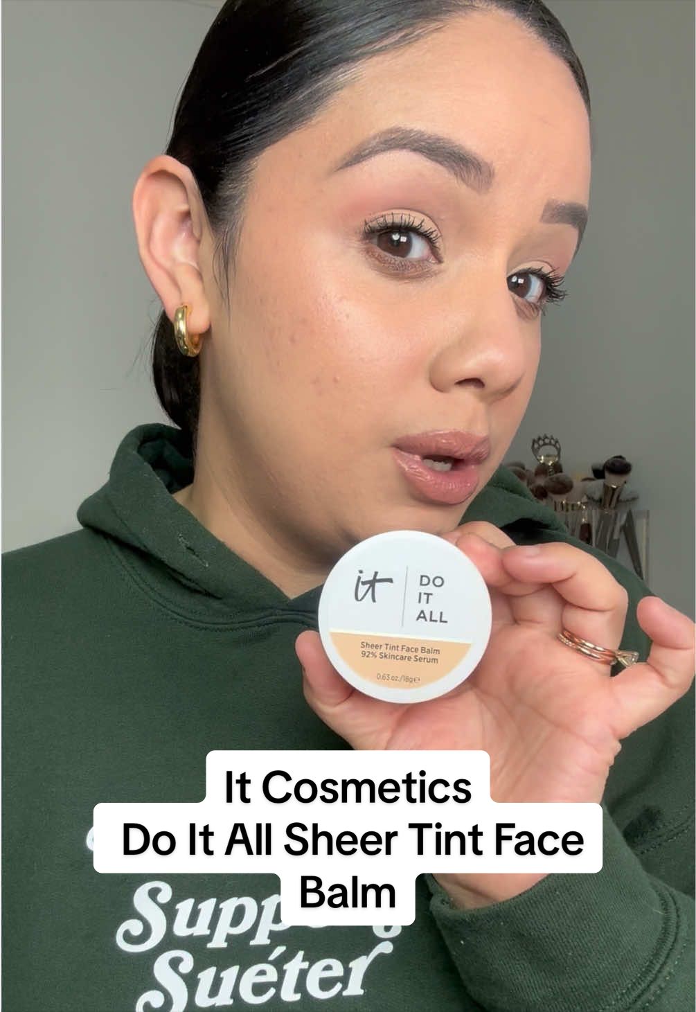 @Xochitl | Latina Creator