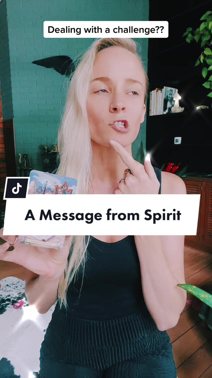 @Empowering Psychic Medium 🪄