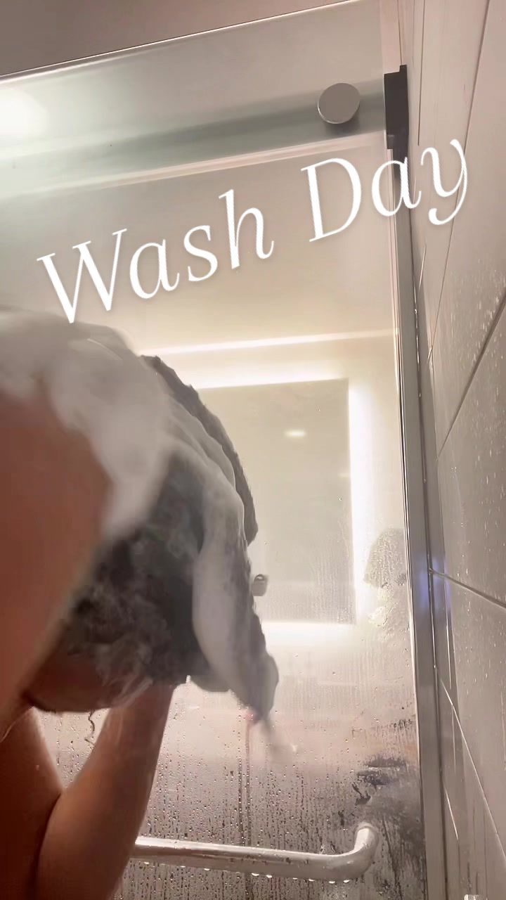 @Senaibeauty