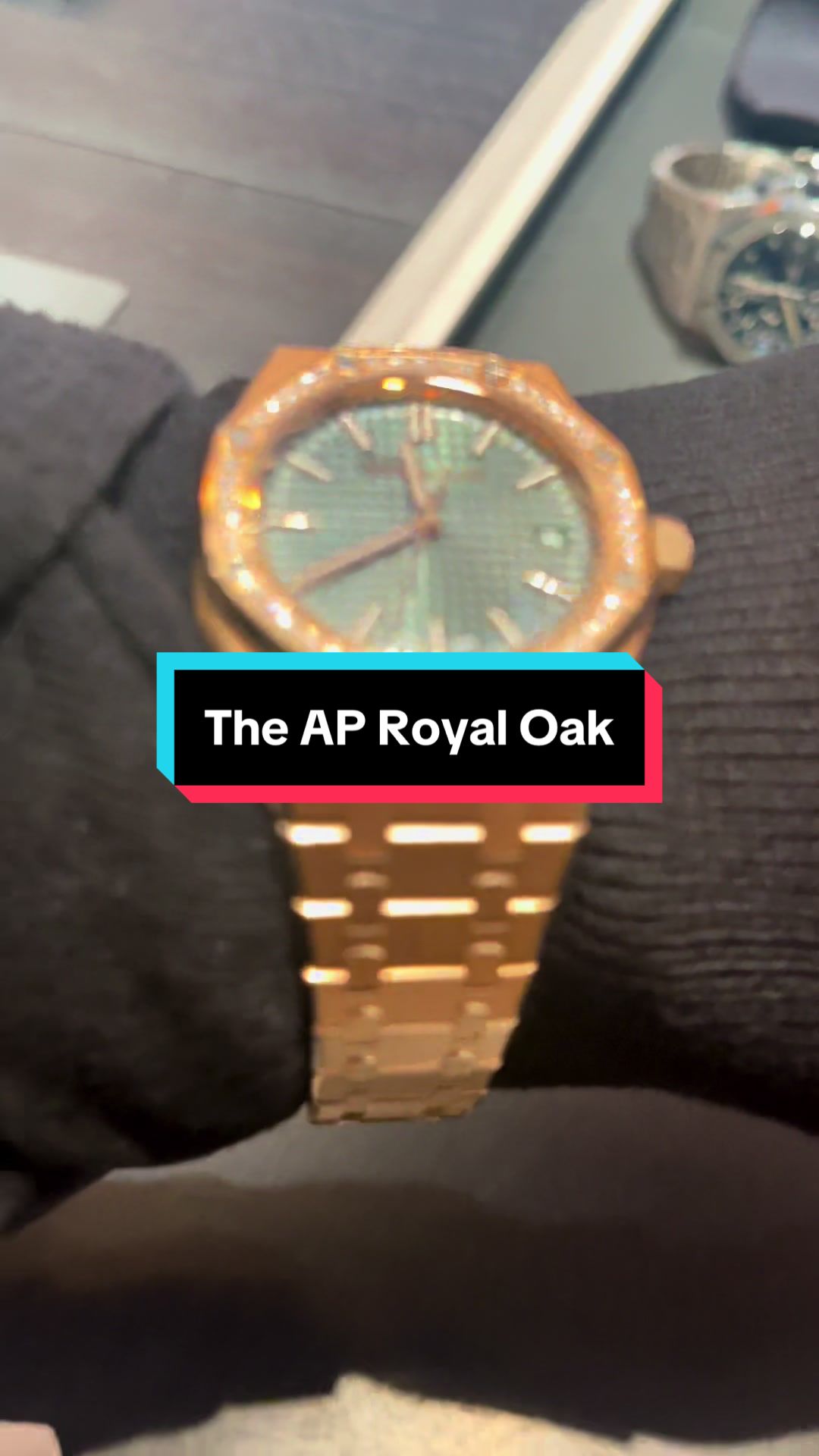 @Girls & Watches