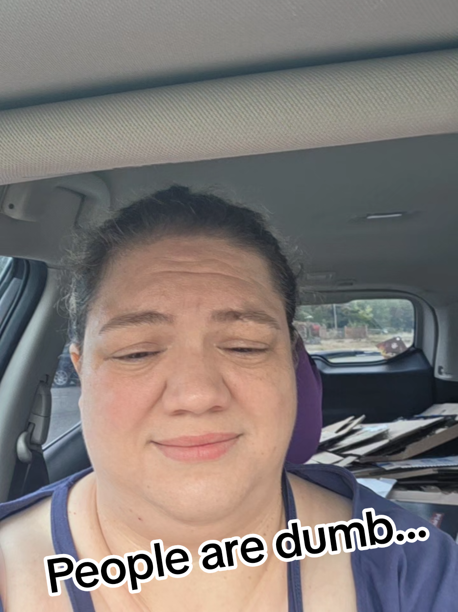 @Polyweird