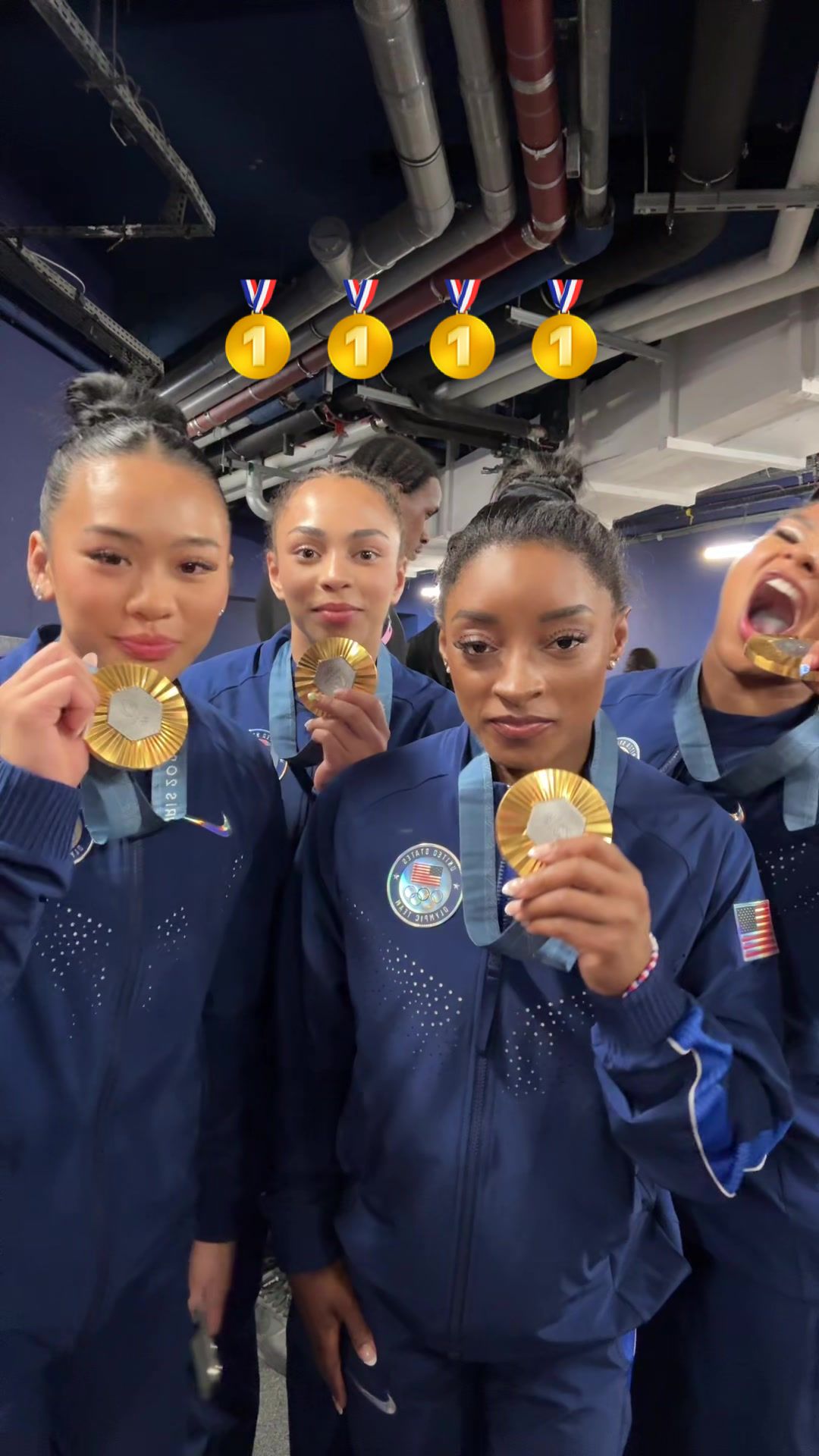 @Simone Biles