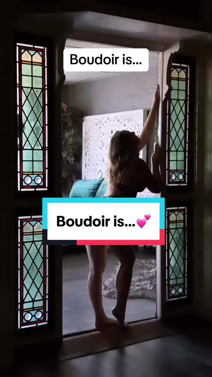 @Luxury CA Boudoir Photographer