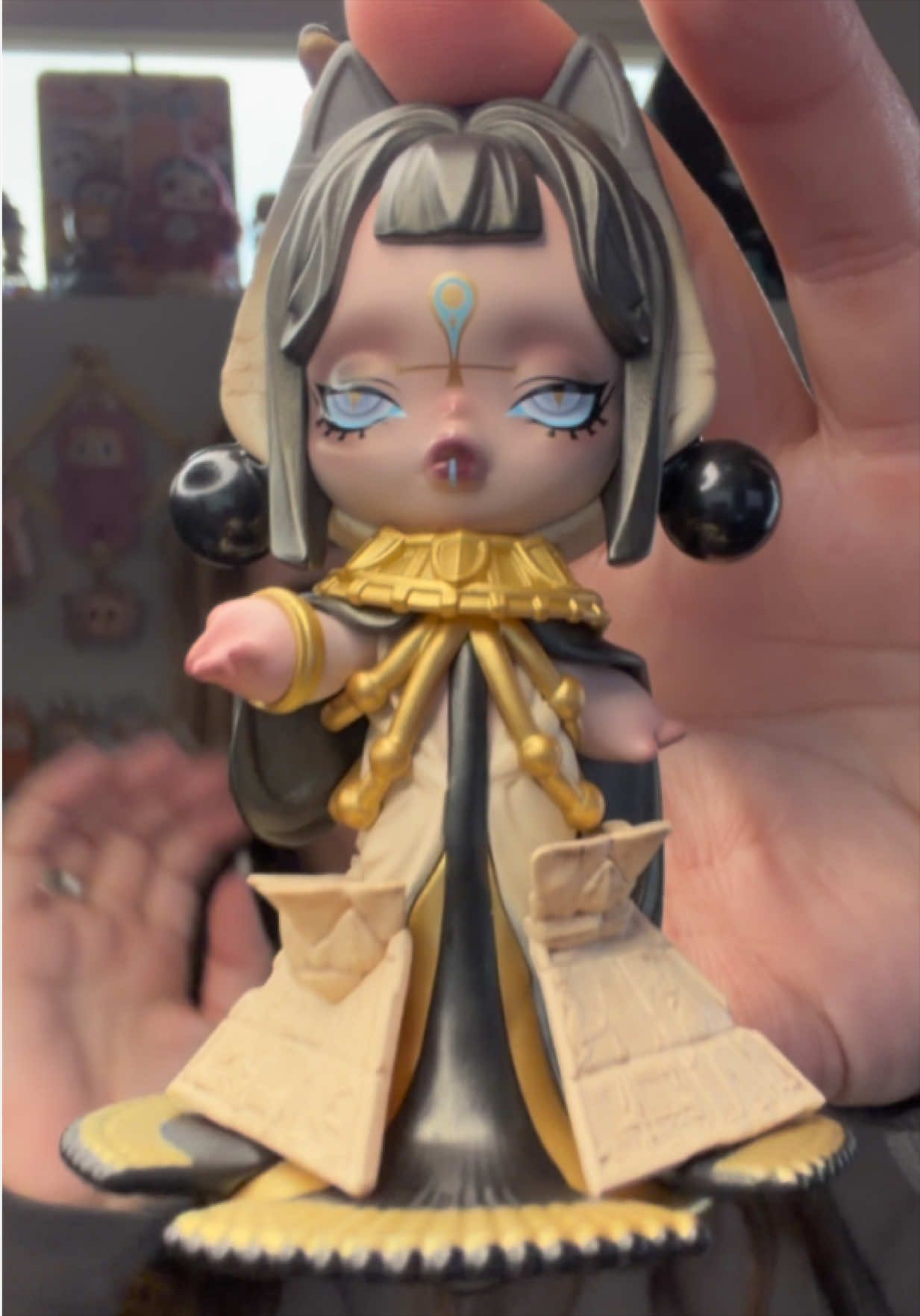 @World’s okayest wife